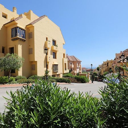 Duquesa Village Apartment - 2 Bed/2 Bath Apartment With Panoramic Sea Views Manilva Εξωτερικό φωτογραφία