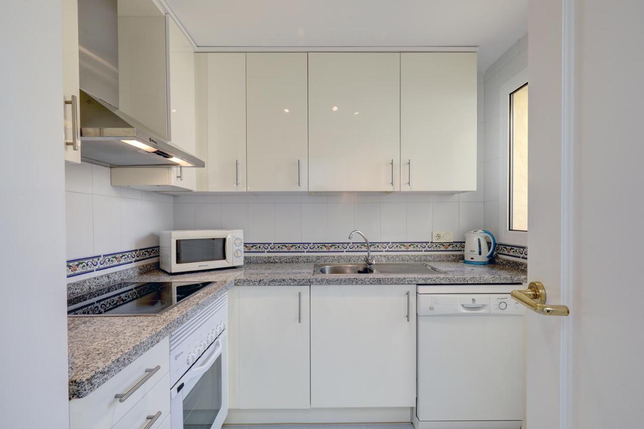 Duquesa Village Apartment - 2 Bed/2 Bath Apartment With Panoramic Sea Views Manilva Εξωτερικό φωτογραφία