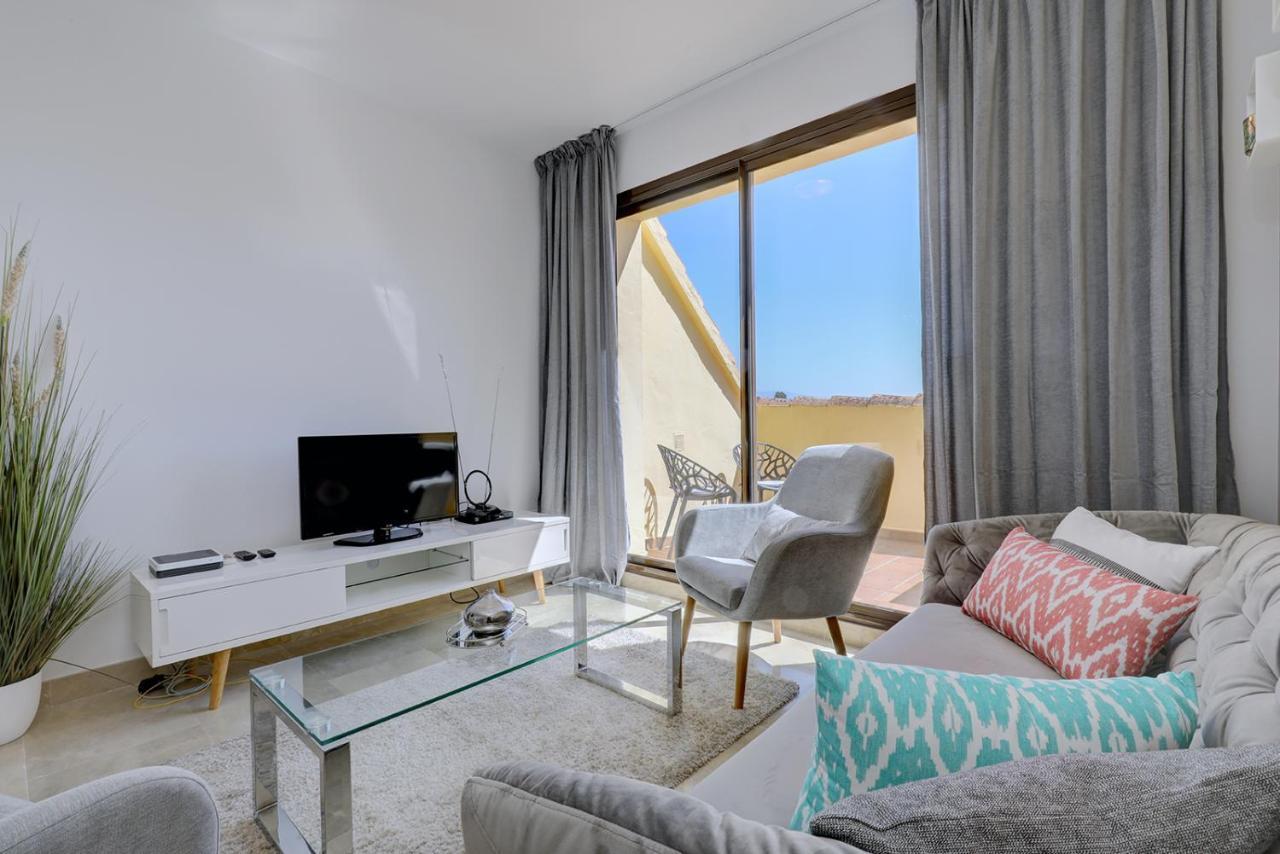 Duquesa Village Apartment - 2 Bed/2 Bath Apartment With Panoramic Sea Views Manilva Εξωτερικό φωτογραφία