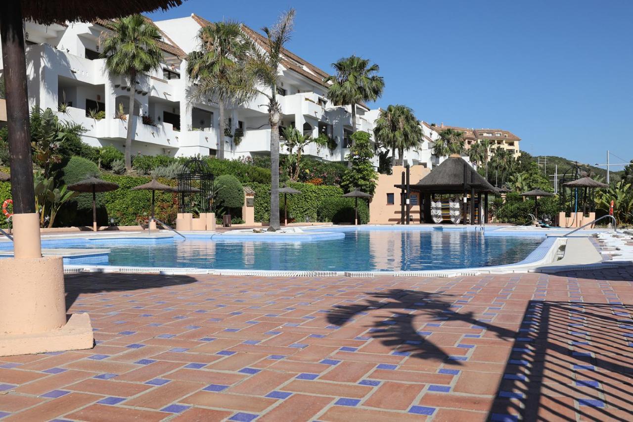 Duquesa Village Apartment - 2 Bed/2 Bath Apartment With Panoramic Sea Views Manilva Εξωτερικό φωτογραφία