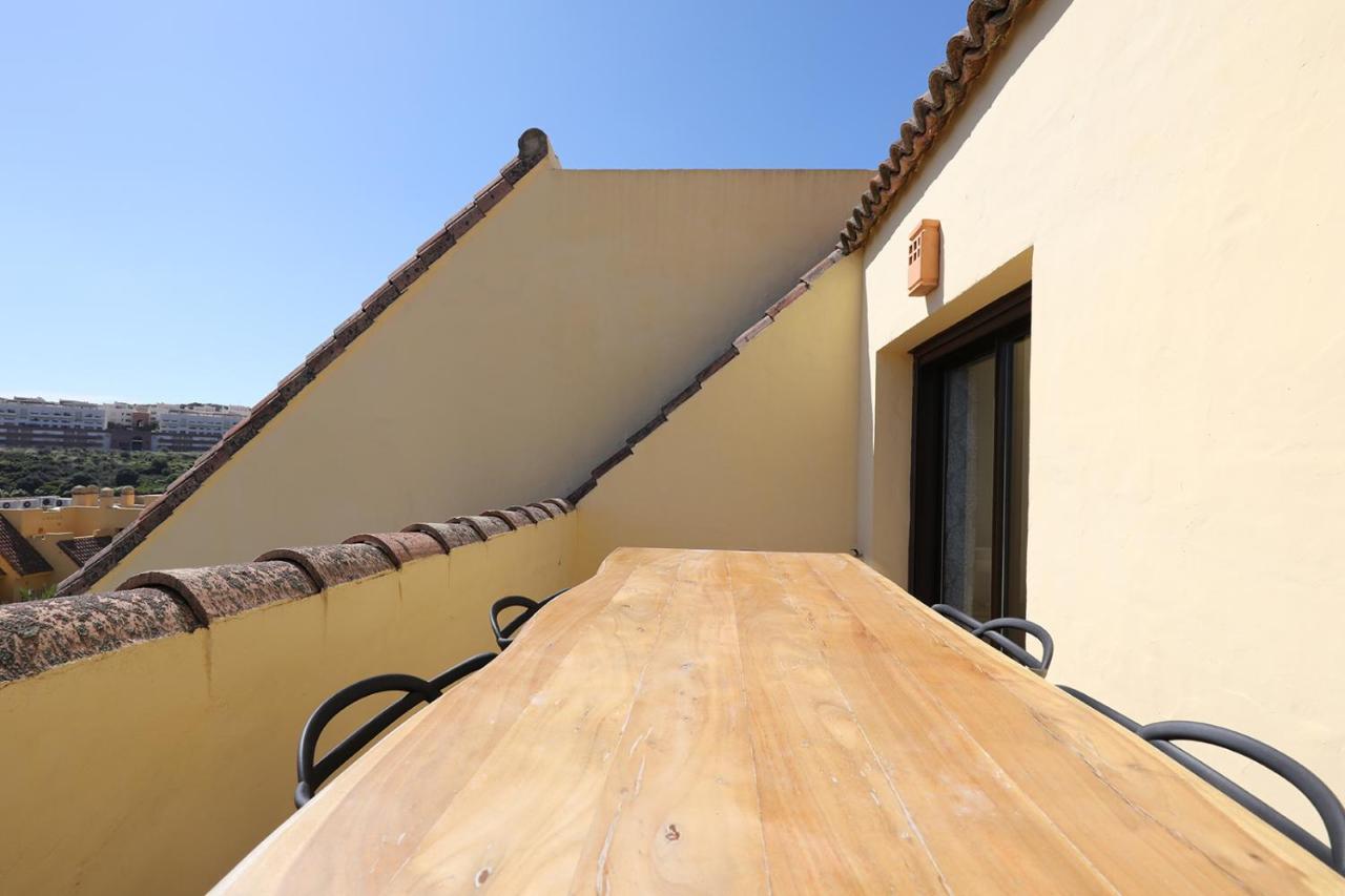 Duquesa Village Apartment - 2 Bed/2 Bath Apartment With Panoramic Sea Views Manilva Εξωτερικό φωτογραφία