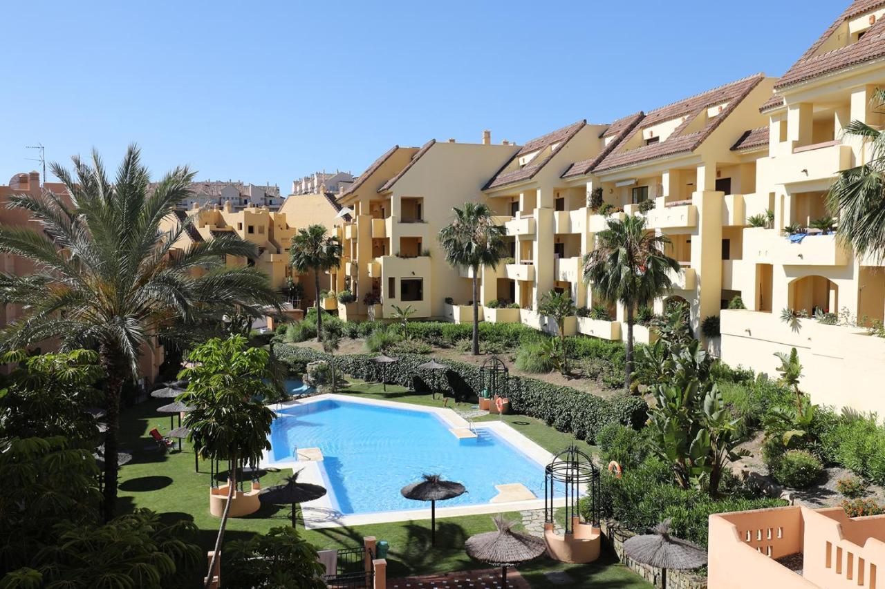Duquesa Village Apartment - 2 Bed/2 Bath Apartment With Panoramic Sea Views Manilva Εξωτερικό φωτογραφία